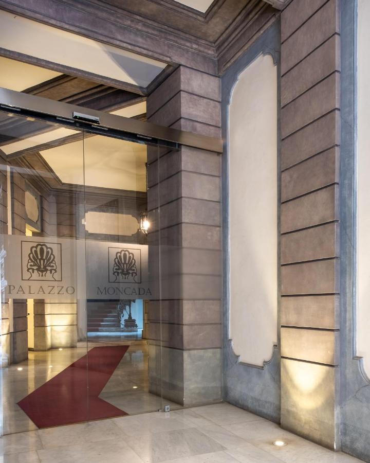 Moncada Suites & Apartments Palermo Bagian luar foto